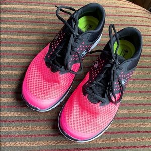 Champion tennis shoes